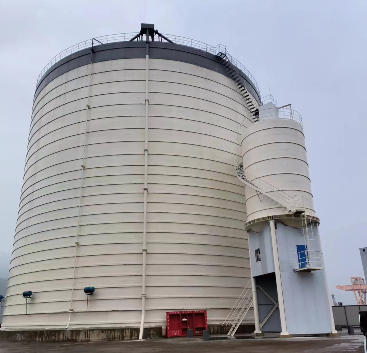 江南10万吨水泥钢板库